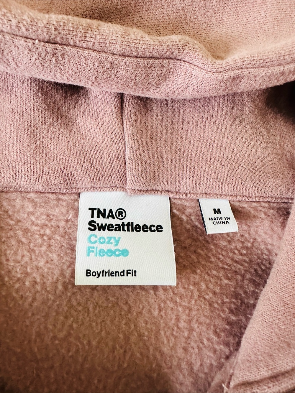 Aritzia TNA Cozy Sweatfleece Boyfriend Rose Pink Half-Zip Hooded Sweatshirt - Picture 4 of 9